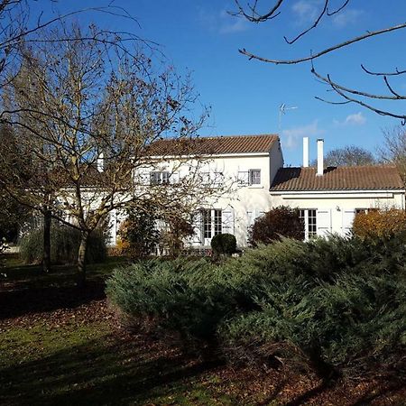 Vila L'Abri D'Emilie Saint-Xandre Exteriér fotografie