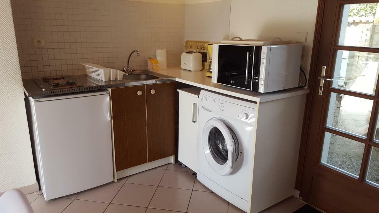 Vila L'Abri D'Emilie Saint-Xandre Exteriér fotografie
