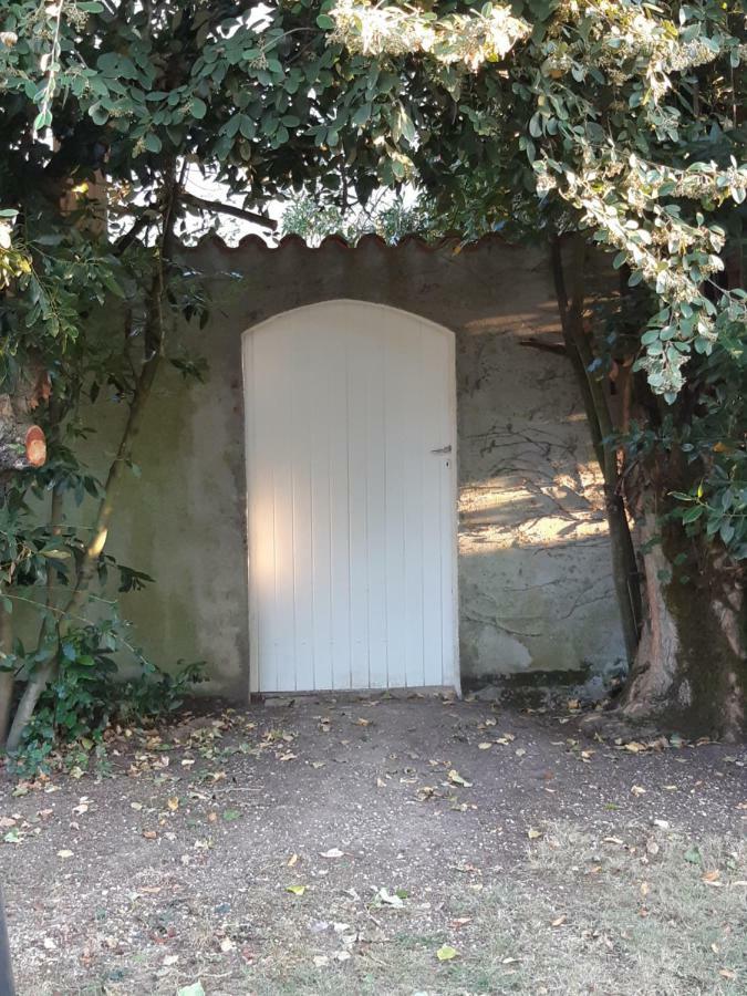 Vila L'Abri D'Emilie Saint-Xandre Exteriér fotografie