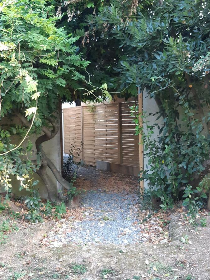 Vila L'Abri D'Emilie Saint-Xandre Exteriér fotografie